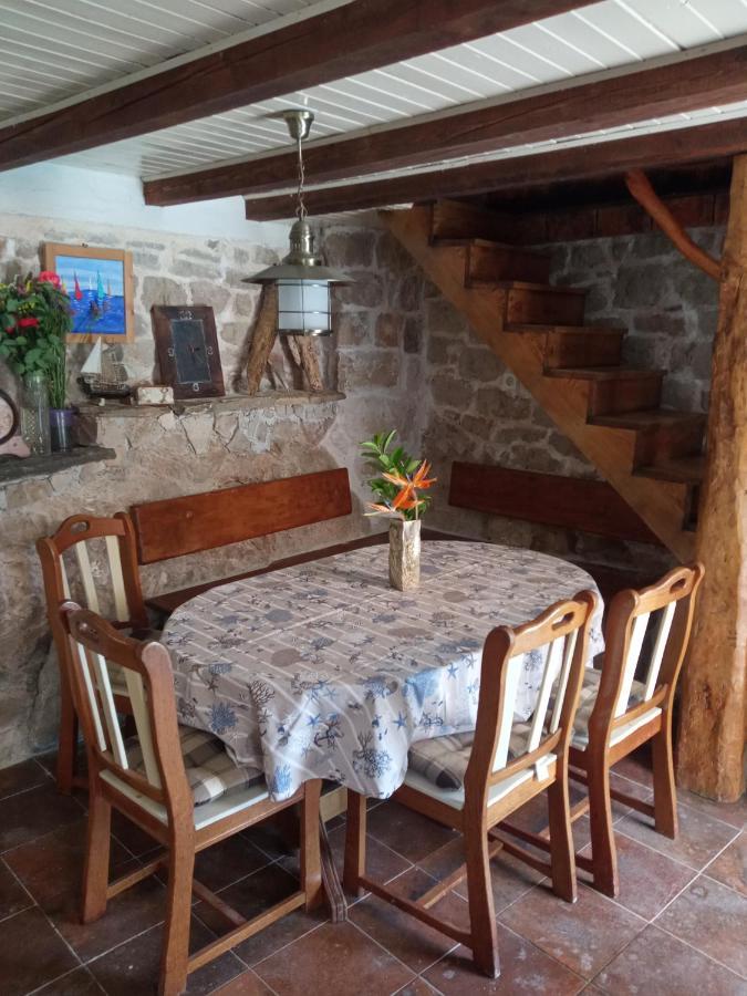 Holiday Home - Pavenka Donje Selo na Šolti Zewnętrze zdjęcie